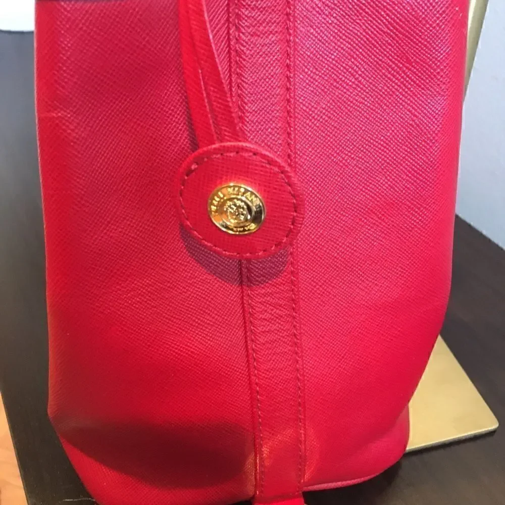 Yurie Natani Red Bucket Bag